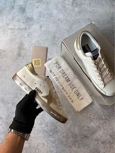 Golden Goose Deluxe Golden goose deluxe