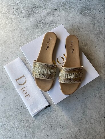 Christian Dior Terlik