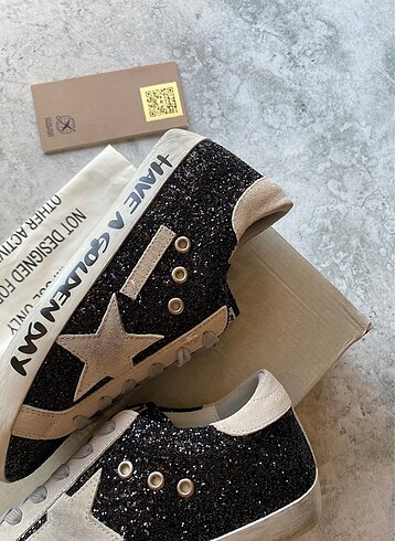 39 Beden siyah Renk Golden Goose Deluxe