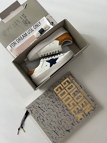 Golden Goose Deluxe Golden goose deluxe
