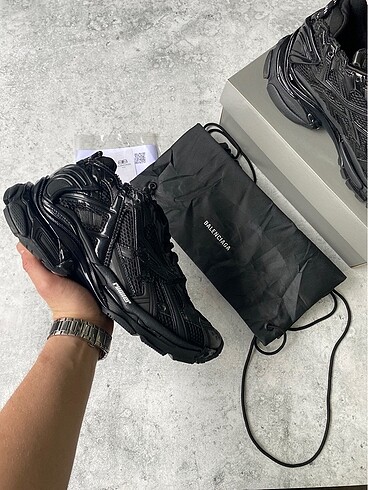 Balenciaca Runner
