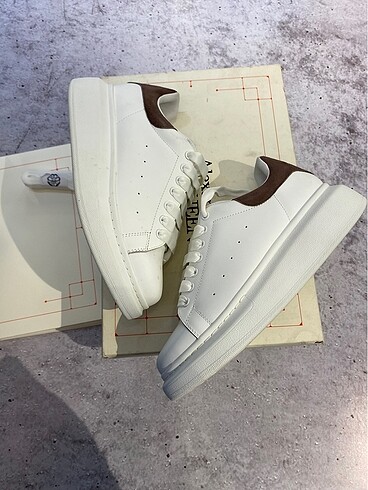 Alexander mcqueen
