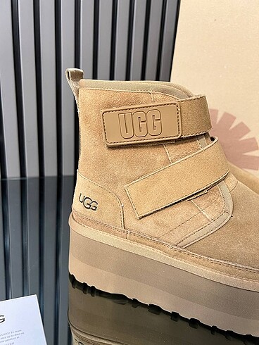 38 Beden Ugg Platform Hook And Loop