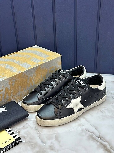 Golden Goose Deluxe