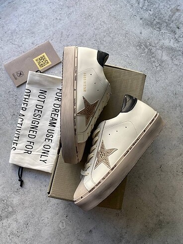 40 Beden beyaz Renk Golden Goose Deluxe High