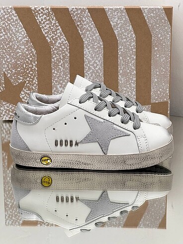 28 Beden Golden Goose Deluxe Kids Çocuk