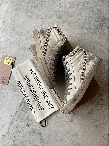 38 Beden Golden Goose Deluxe Mid