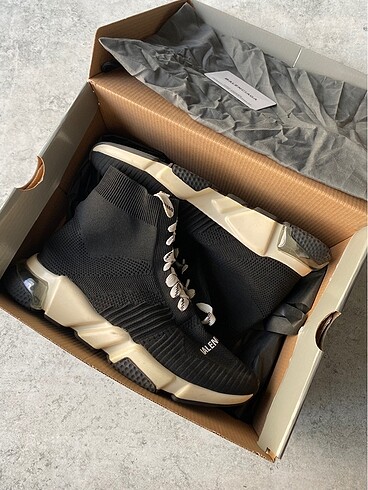 Balenciaga Speed Lace up