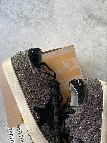 39 Beden gri Renk Golden Goose Deluxe Sstar