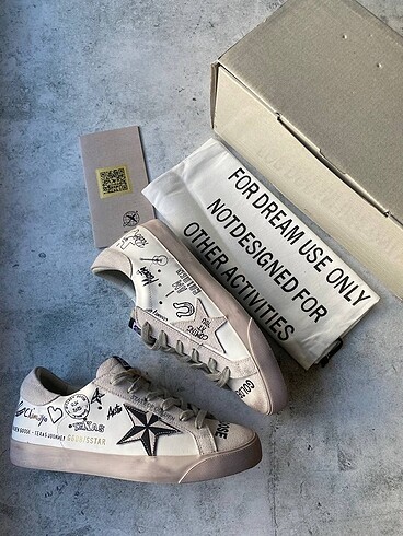 39 Beden Golden Goose Deluxe