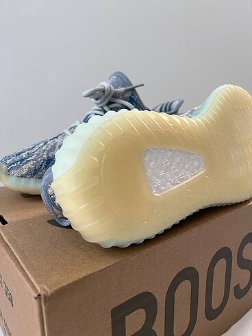 Adidas adidas yeezy 350 boost v2