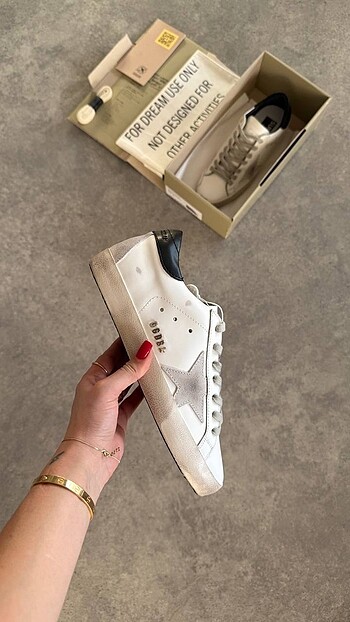 Golden Goose Deluxe