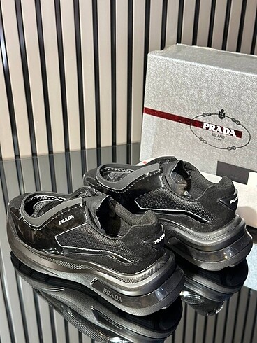 44 Beden siyah Renk Prada sneakers