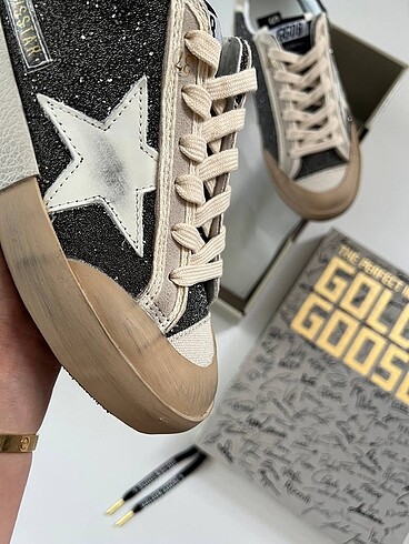 Golden Goose Deluxe Golden goose deluxe