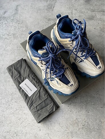 Balenciaga Track