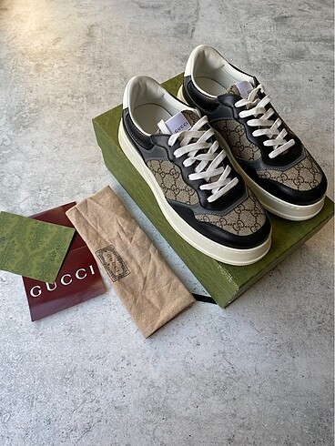 Gucci Sneakers