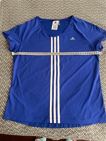 Adidas Tişört