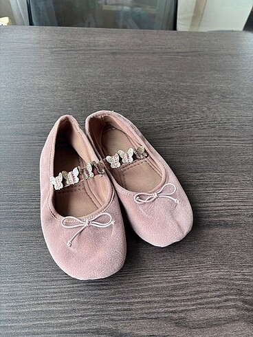 Zara babet