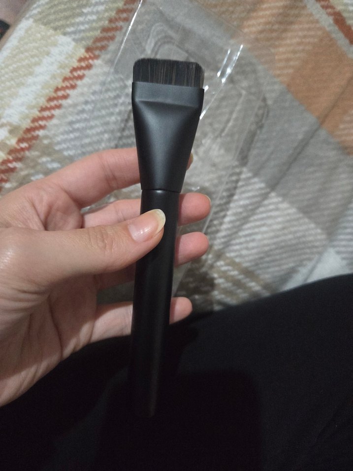 Eklips Düz Uçlu Profesyonel Fondöten Fırçası - Görsel 3