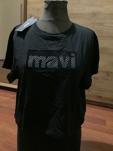 Mavi t shirt