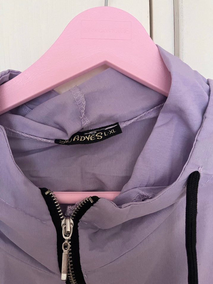 Mor Kapüşonlu Kadın Yağmurluk - Görsel 4