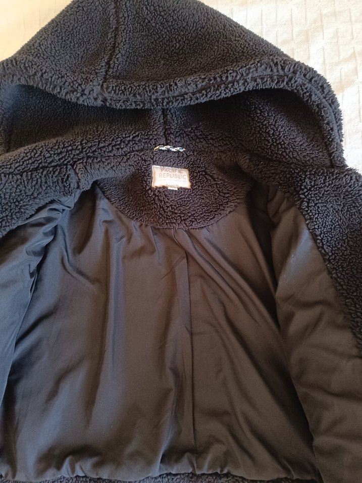 Siyah Peluş Kadın Kısa Mont - pull&bear - Görsel 4