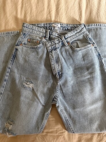 Twist jean
