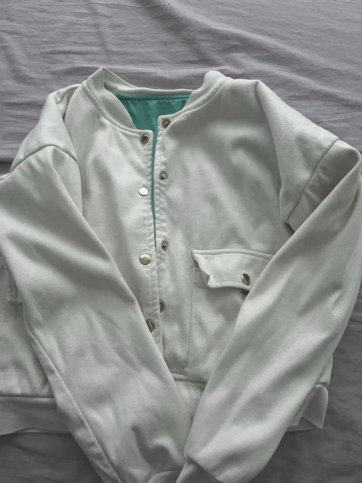 Düğmeli Beyaz Kadın Ceket - Görsel 2