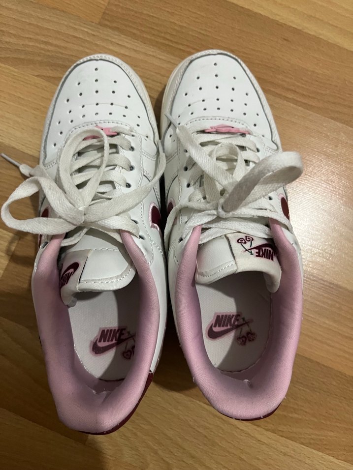 nike kalpli kirazlı valentines day özel seri - Görsel 5