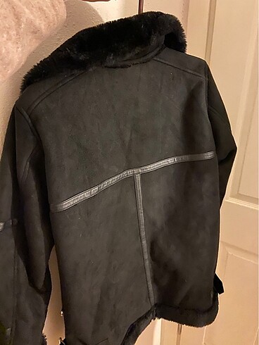 m Beden Pull Bear Mont