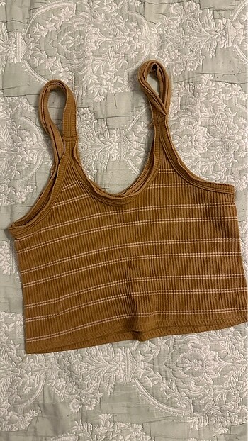 Urban outfitters crop