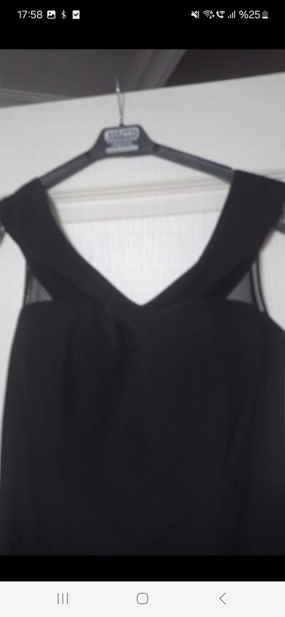 Siyah V Yaka Uzun Gotik Kadın Elbise - Görsel 3