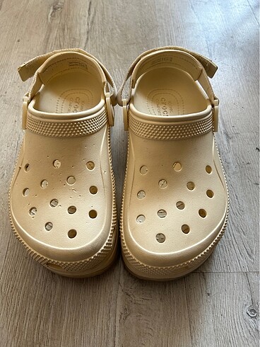 38 Beden Crocs Hiker X-Scape Clog Krem Rengi Terlik