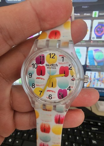 Swatch Kadın Renkli Kol Saati