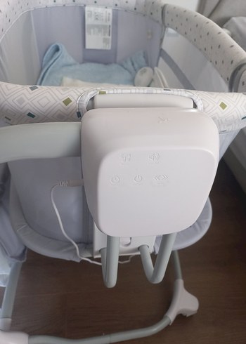 Diğer Elektrikli Sallanır Bebek Beşik - Gri Beyaz