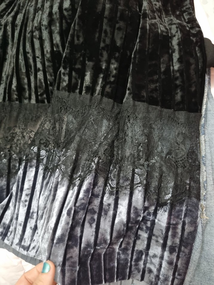 Drapeli Siyah Uzun Gotik Kadın Etek - Görsel 5