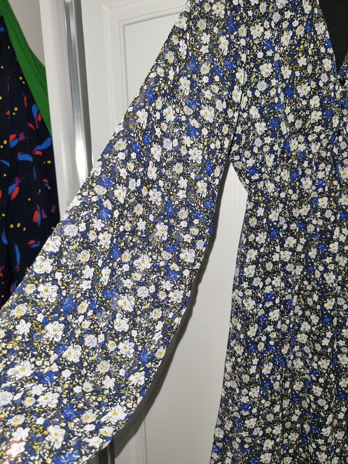 Uzun Kollu Mavi Çiçekli Bohem Elbise - Görsel 3