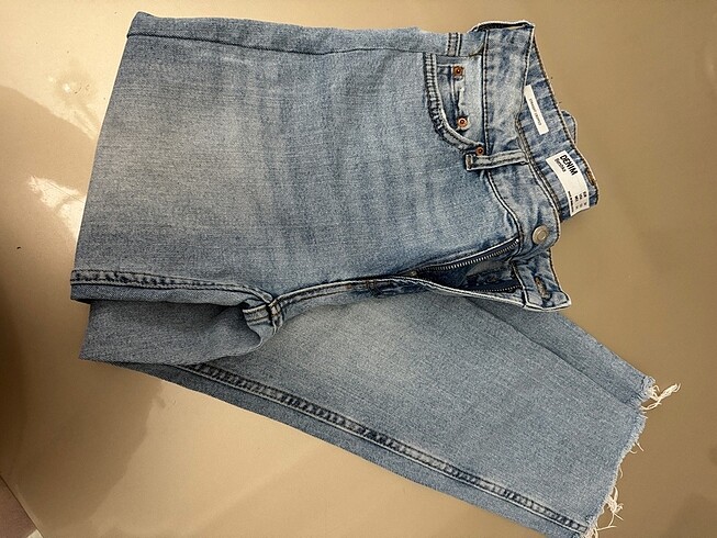 34 Beden mavi Renk Bershka fırsat kottt