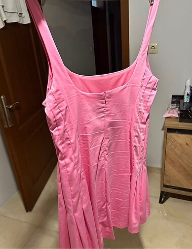 m Beden Orjinal marka zara pembe elbise