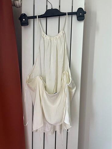 l Beden Zara top