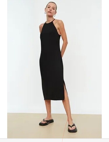 Halter yaka elbise
