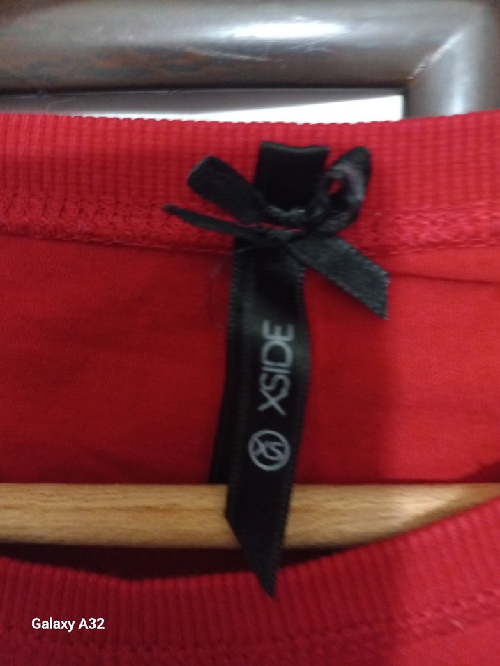 Kız Çocuk Parlak Baskılı Kırmızı Uzun Kollu Tişört - Görsel 3