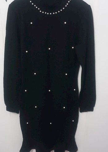 Boncuk İşlemeli Siyah Uzun Kollu Triko Elbise - Görsel 2
