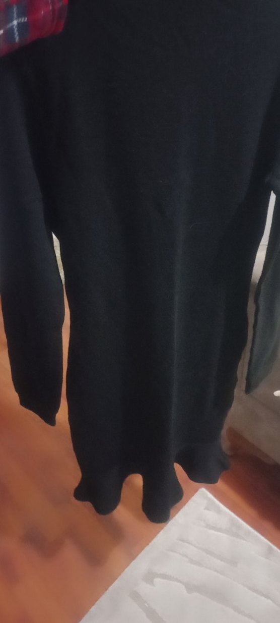 Boncuk İşlemeli Siyah Uzun Kollu Triko Elbise - Görsel 3