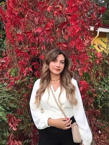 Beyaz Gömlek