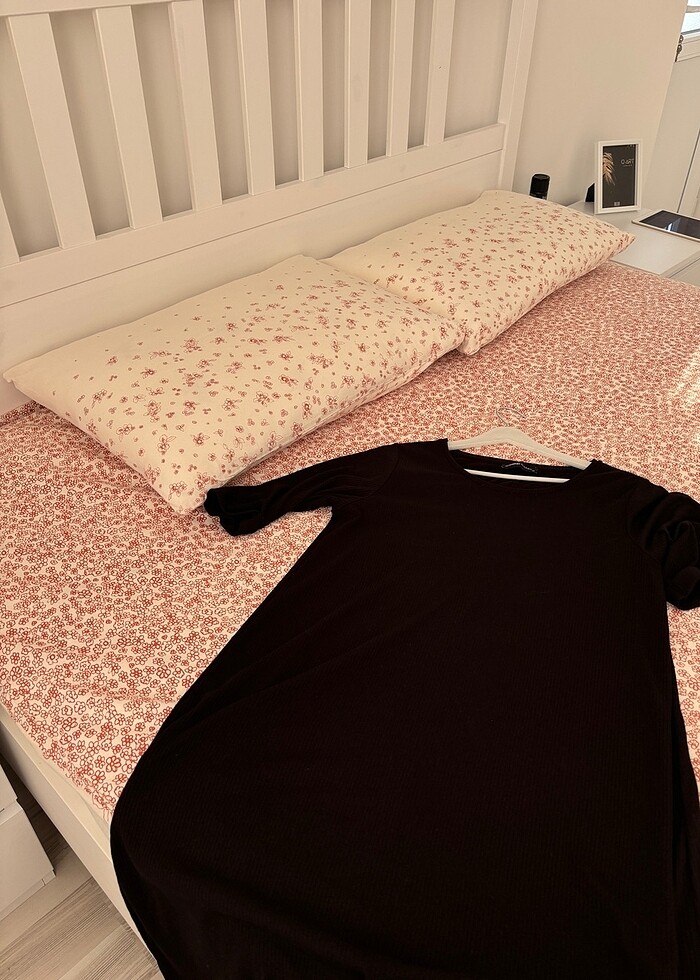 Siyah Elbise - Görsel 2