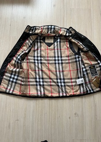 Burberry Kapitone Yelek - Görsel 3