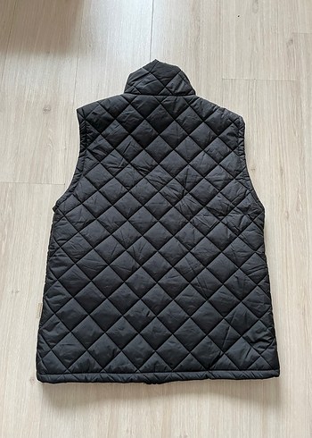 Burberry Kapitone Yelek - Görsel 2