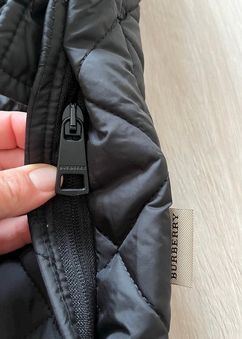 Burberry Kapitone Yelek - Görsel 5