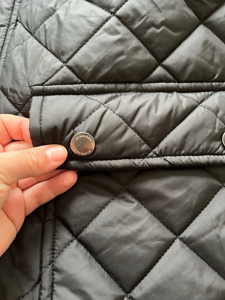 Burberry Kapitone Yelek - Görsel 4